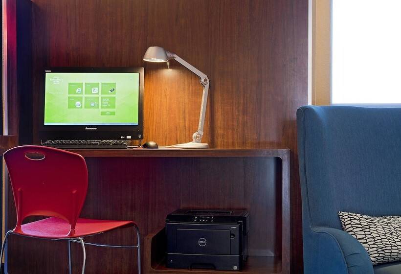 هتل Towneplace Suites By Marriott Dodge City