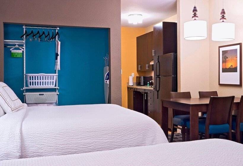 هتل Towneplace Suites By Marriott Dodge City