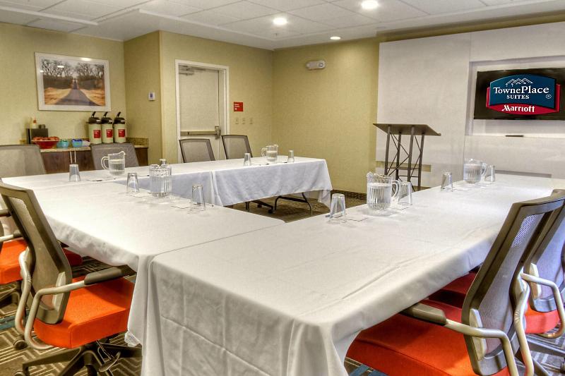 호텔 Towneplace Suites Oklahoma City Airport