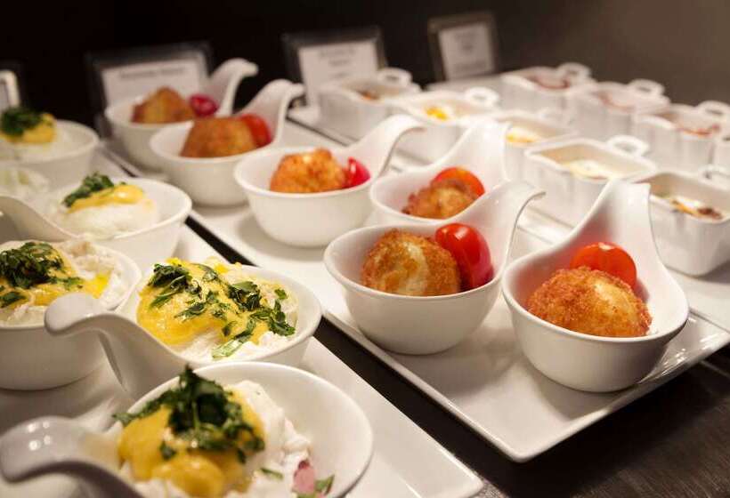 Fotos del hotel Wyndham Grand Istanbul Levent:  9