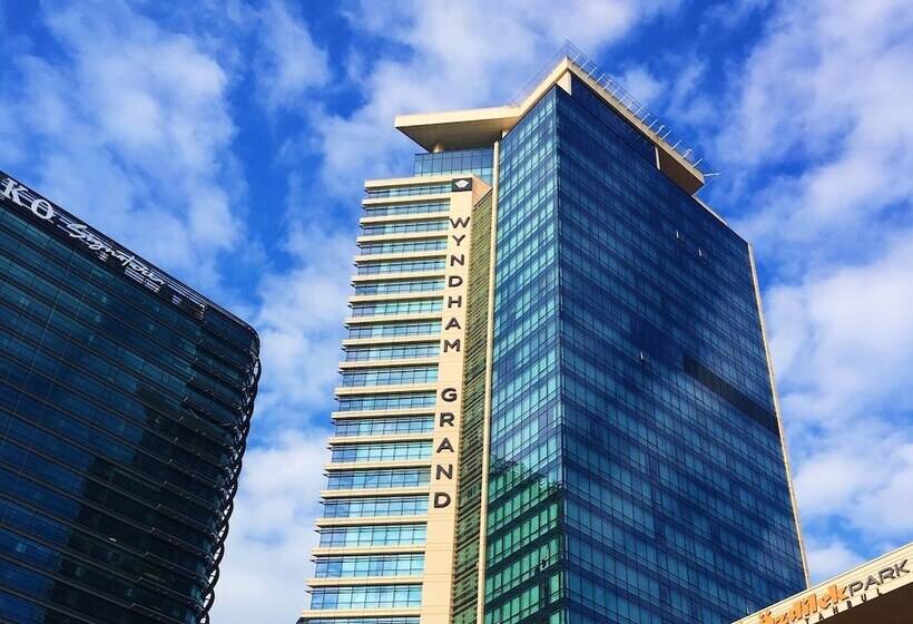 Fotos del hotel Wyndham Grand Istanbul Levent:  10