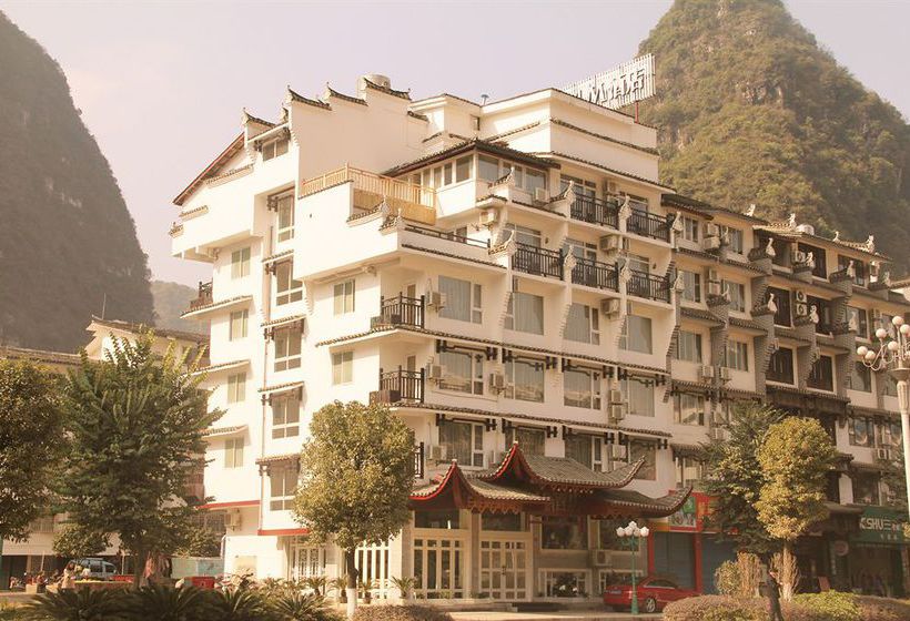 هتل Yangshuo Michael's Inn And Suites