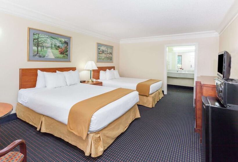 فندق على الطريق Super 8 By Wyndham Dalton/convention Center Area