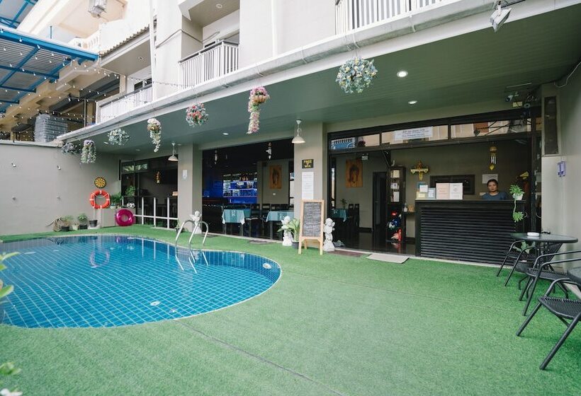פנסיון Noble House Patong