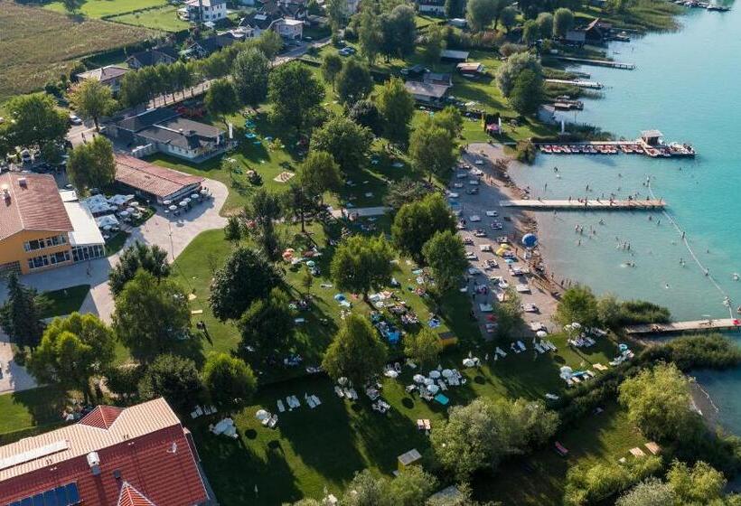 Strandhotel Faak