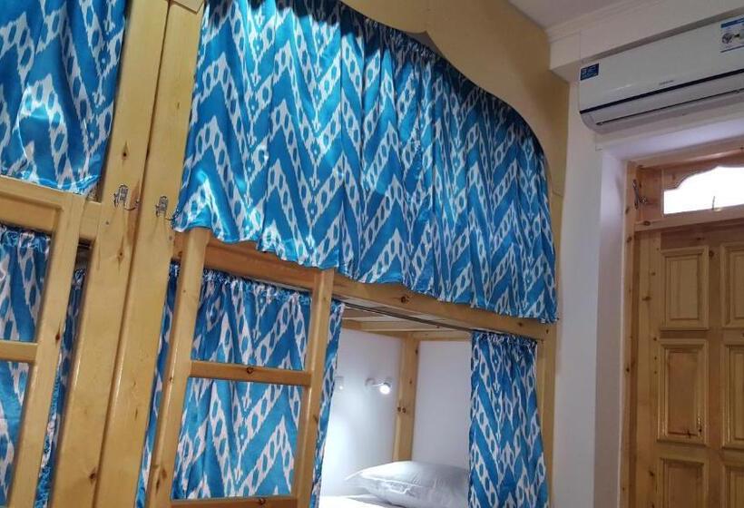 Amir Hostel
