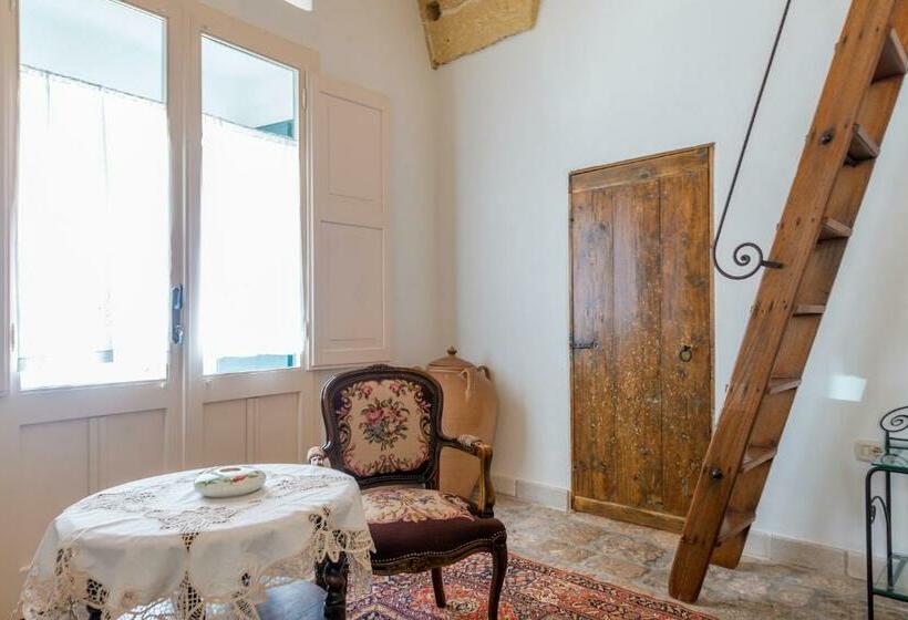 ベッドアンドブレックファースト Palazzo Tre Cardi