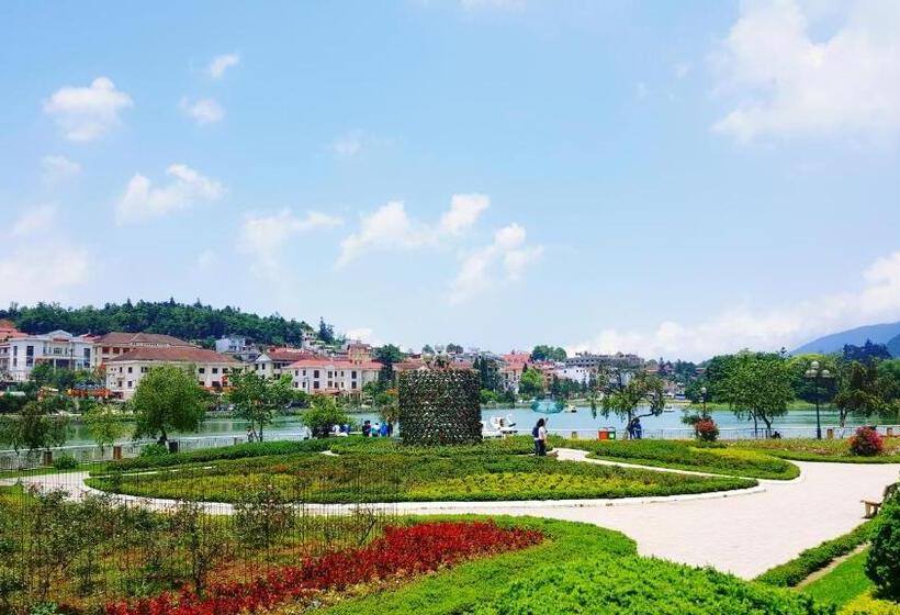 Fancy Sapa Hostel 2