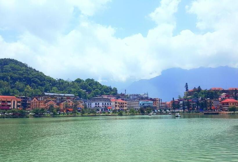 Fancy Sapa Hostel 2