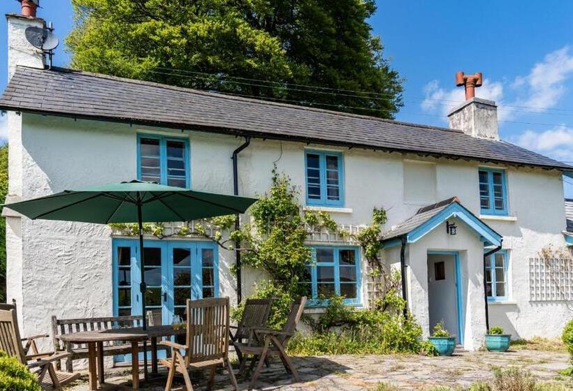 Finest Retreats   Valley Cottage