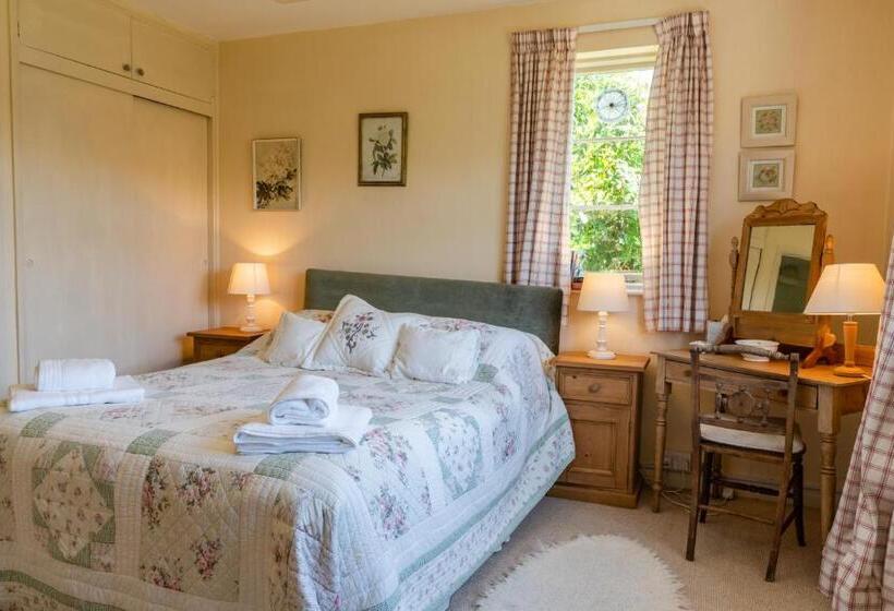 Finest Retreats   Valley Cottage