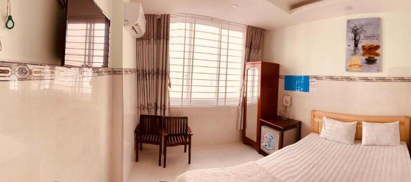 Khách Sạn Phát Lộc