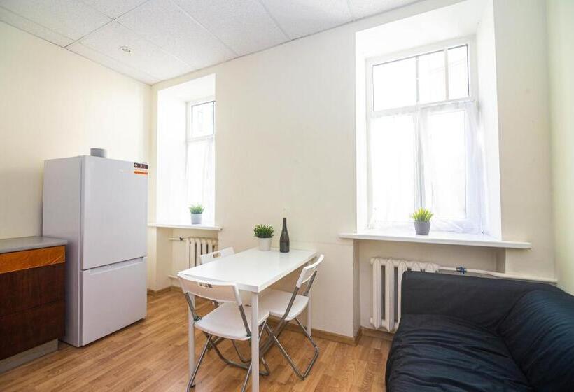 Cozy Three Room Flat In The Very Center Of Riga