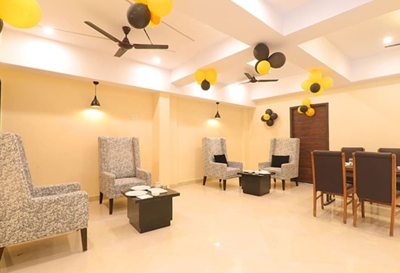 Fabhotel Blueark