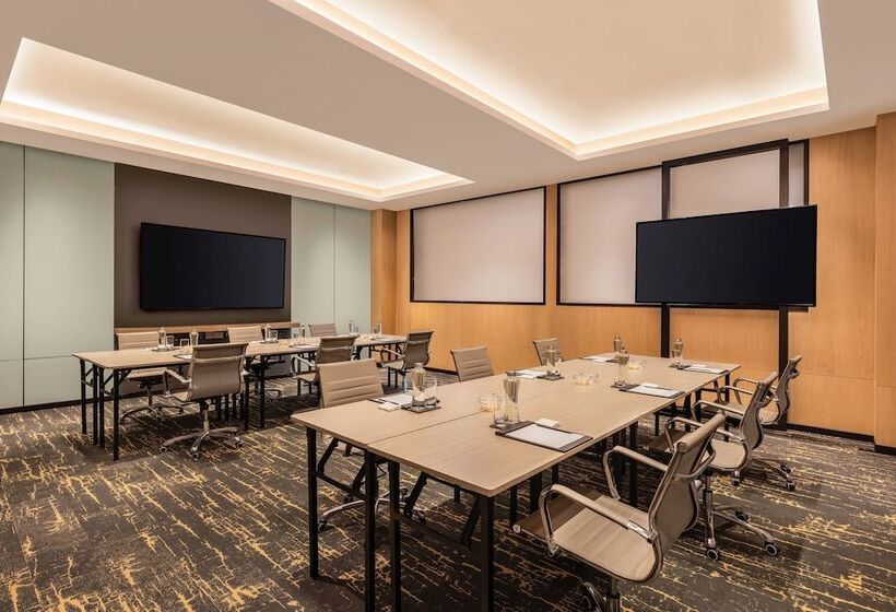 בית מלון כפרי Fairfield By Marriott Dehradun