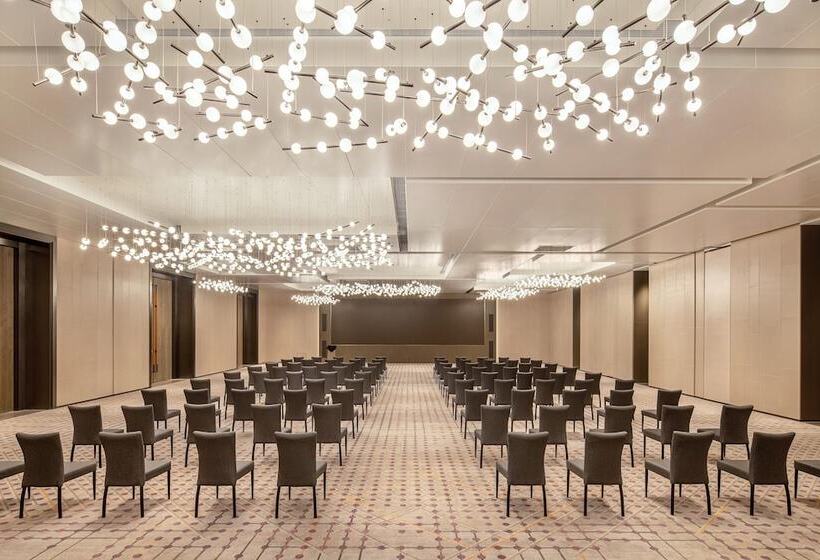 هتل Holiday Inn & Suites Qingdao Jinshui, An Ihg