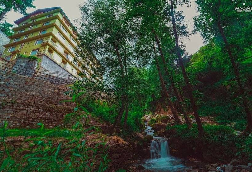 هتل Regenta Place Green Leaf Manali  A Centrally Heated Resort