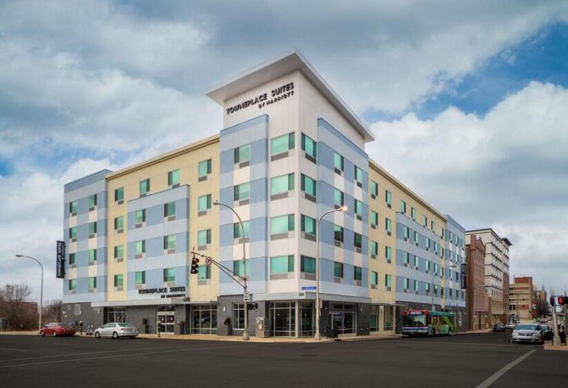 هتل Towneplace Suites By Marriott Louisville Downtown