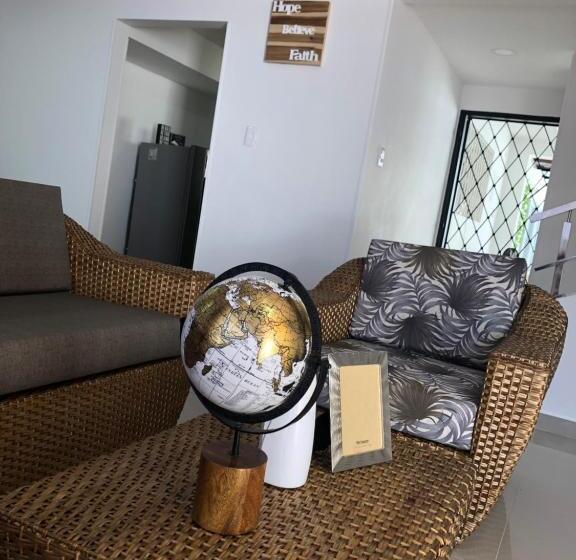 پانسیون Casa Lourdes