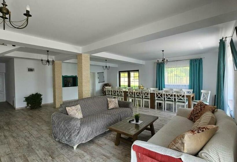 بنسيون Casa Stefan
