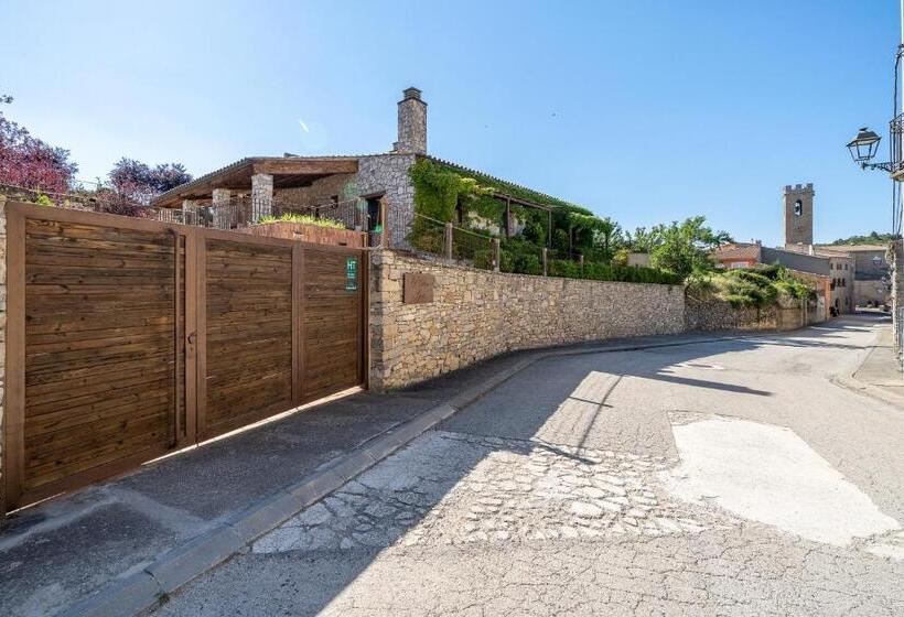 El Clos 4