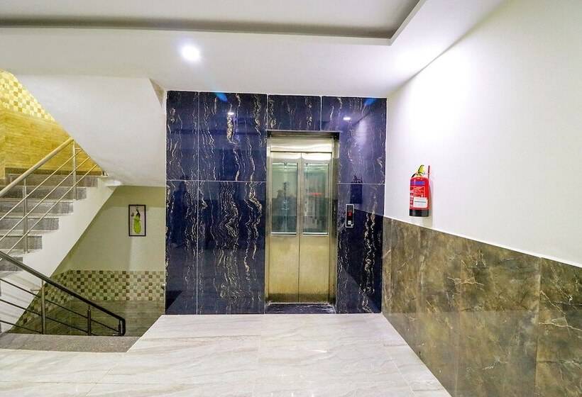 Fabhotel Prime Mubarak Plaza