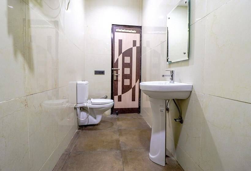 Fabhotel Prime Mubarak Plaza