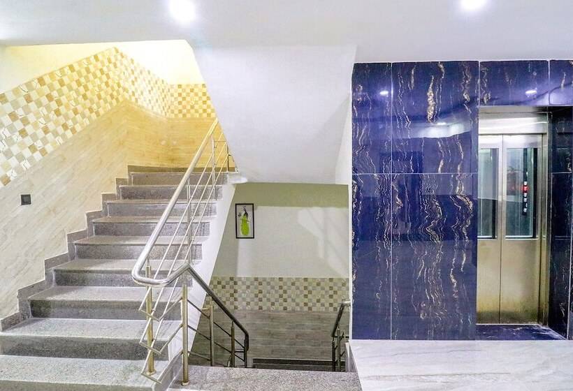 Fabhotel Prime Mubarak Plaza