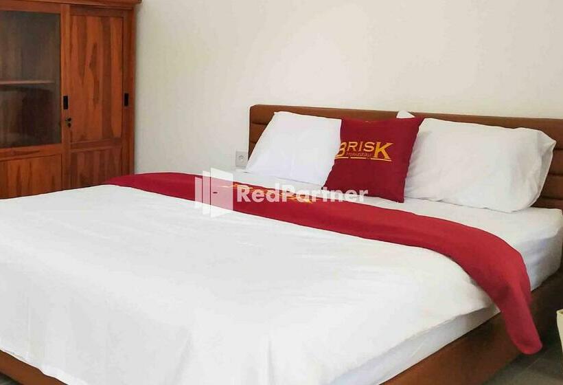 هتل Brisk Homestay At Uluwatu Redpartner