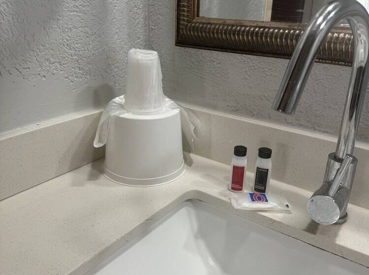 هتل Studio 6 Savannah, Ga Gateway & I95