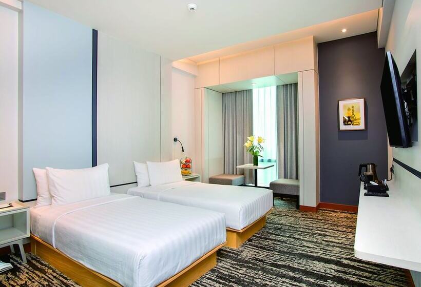 هتل The 1o1 Jakarta Airport Cbc