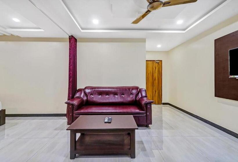 هتل Treebo Sripadha Residency Alipiri Road
