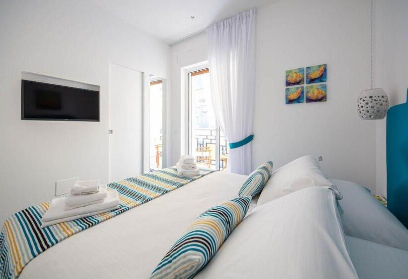 پانسیون 4blu Camere Marine