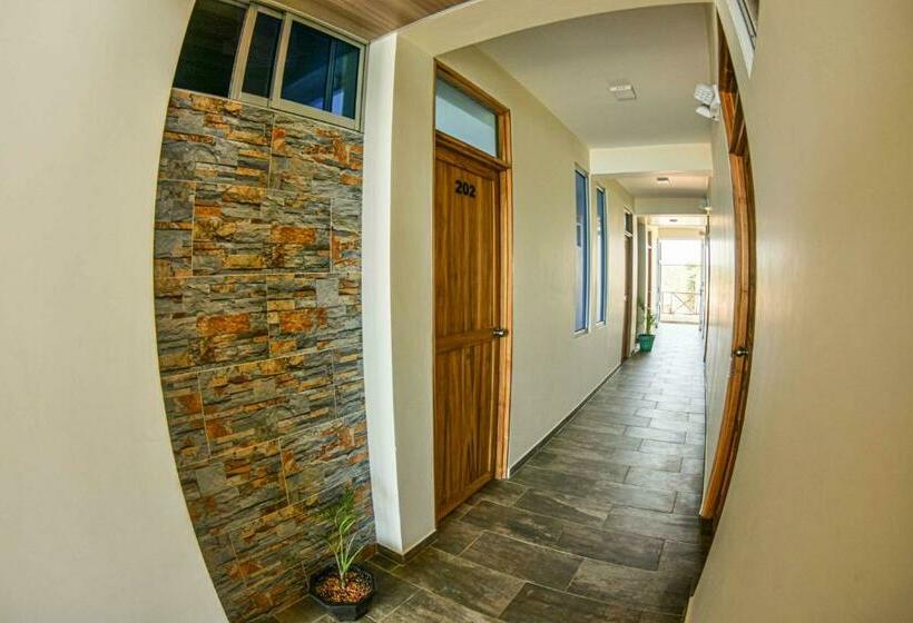 پانسیون Merakai Hostel Rincon Del Mar