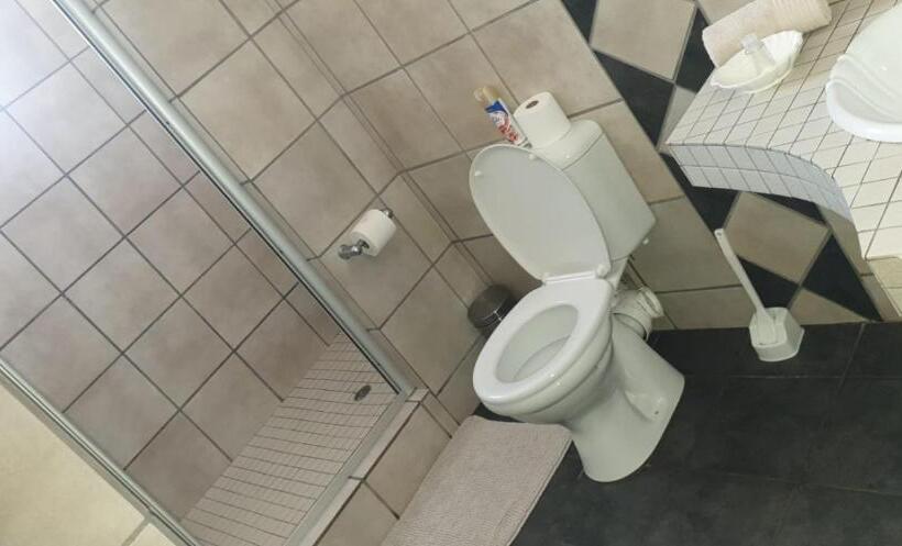 ペンション Travellers Joy Guest House