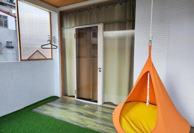 هاستل 棚棚屋室內帳篷民宿inn