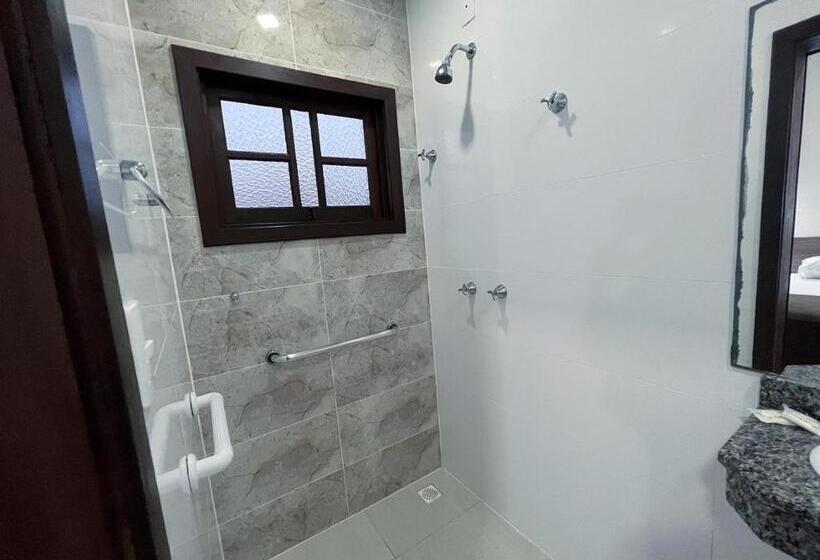 هاستل Pousada Battistella