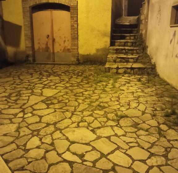 تختخواب و صبحانه L Altra Casa 1933