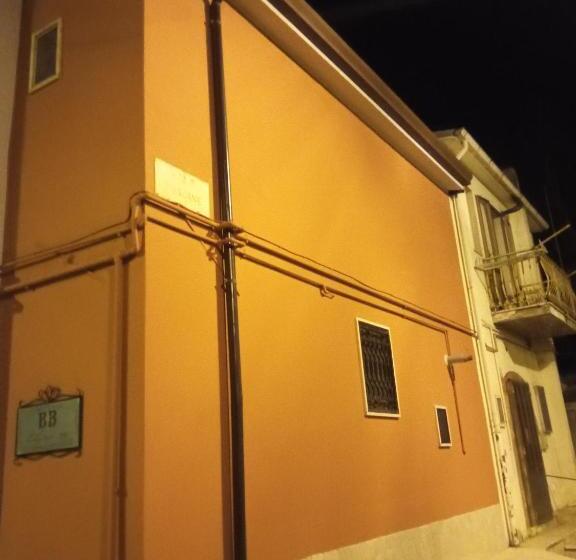 تختخواب و صبحانه L Altra Casa 1933
