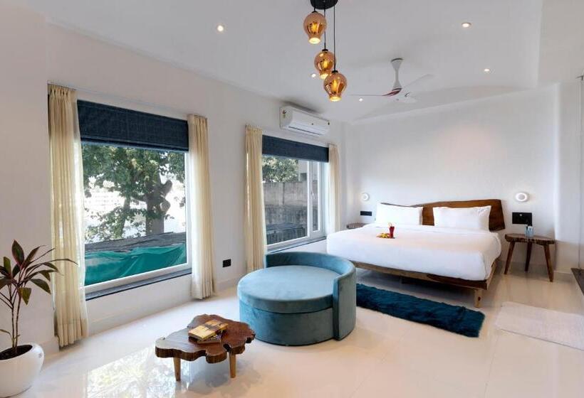 مبيت وإفطار Moustache Udaipur Luxuria