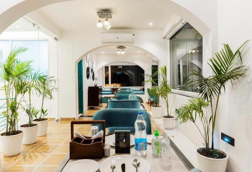 مبيت وإفطار Moustache Udaipur Luxuria
