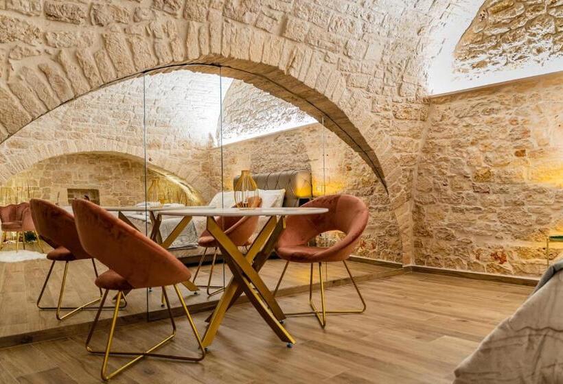 Gold Suite B&b