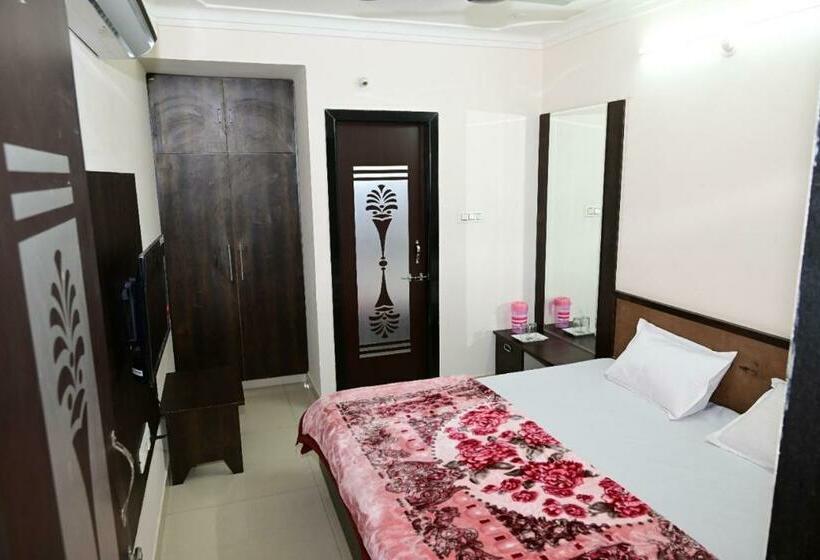 酒店 Shree Chandram 10min Walking Distance To श्रीnathji Temple