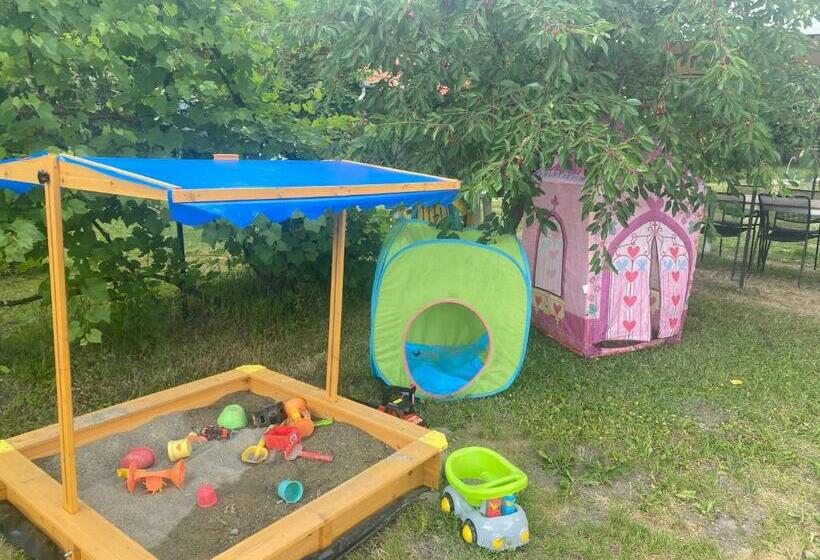 פנסיון Casa Bucataria Fonix