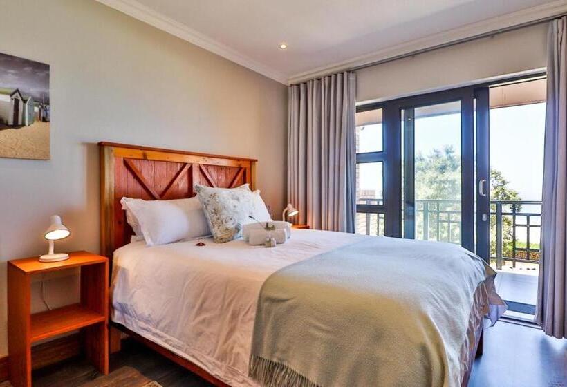 Sea Cliff Condo