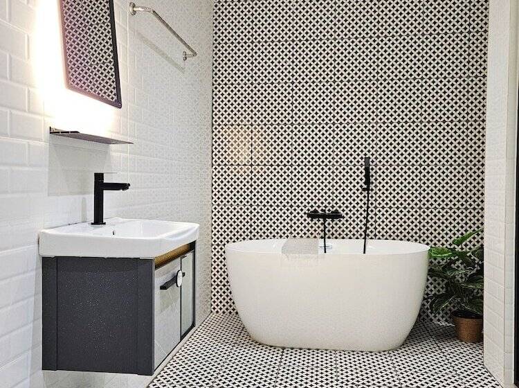 הוסטל Georgetown Inn By Sky Hive