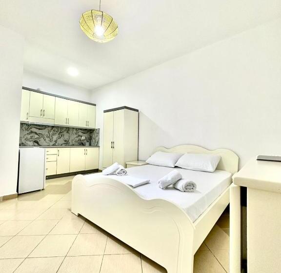 Amar Apartments