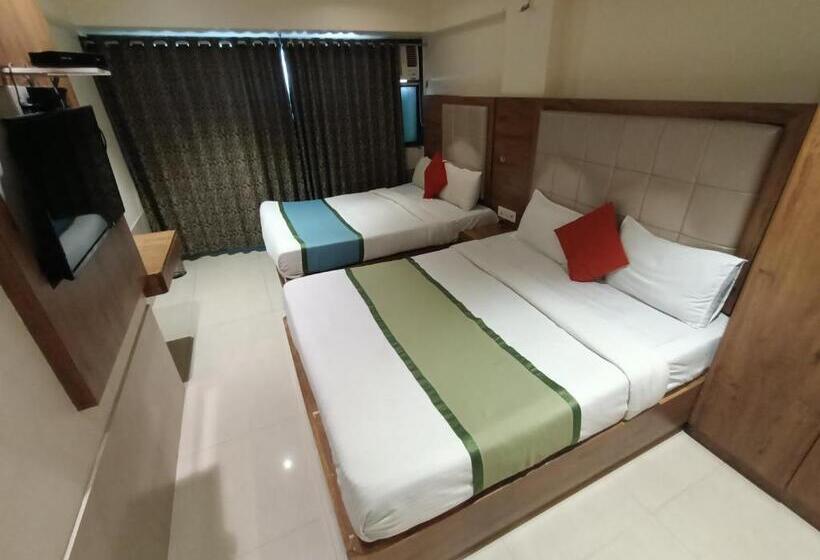 هتل Regal Inn Andheri   Nearest Mumbai Airport T1