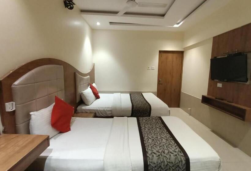 هتل Regal Inn Andheri   Nearest Mumbai Airport T1