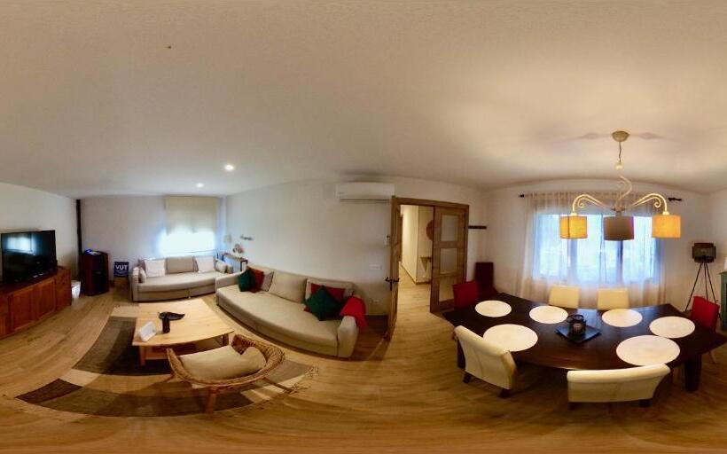 La Casa Om